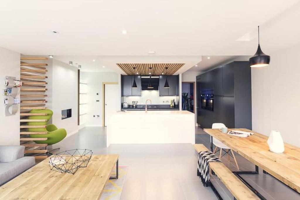 George24 - Spectacular, 5 Minutes To The Beach New Quay Extérieur photo