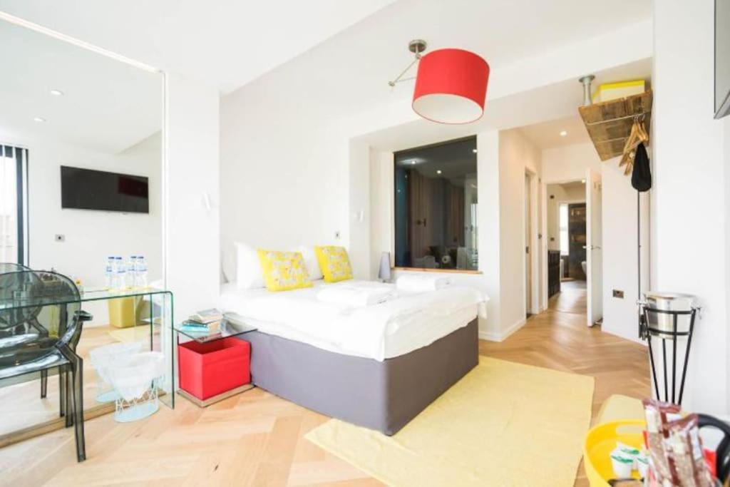 George24 - Spectacular, 5 Minutes To The Beach New Quay Extérieur photo